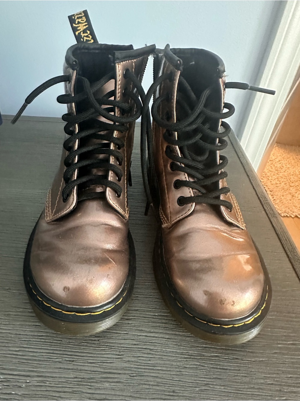 Dr. Martens Kids Metallic Pink Lace-Up Boots